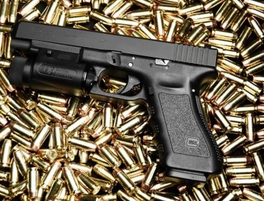 Πέλλα: 69χρονη έπεσε νεκρή για να σώσει την εγγονή της από τις σφαίρες